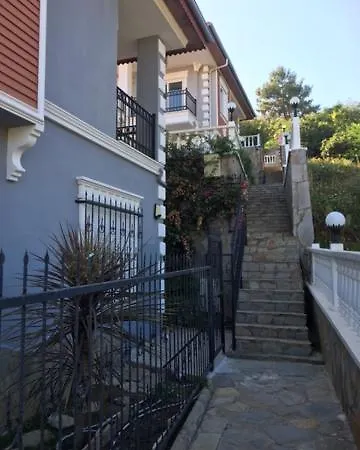 Zehra Private Pool & Garden Villa